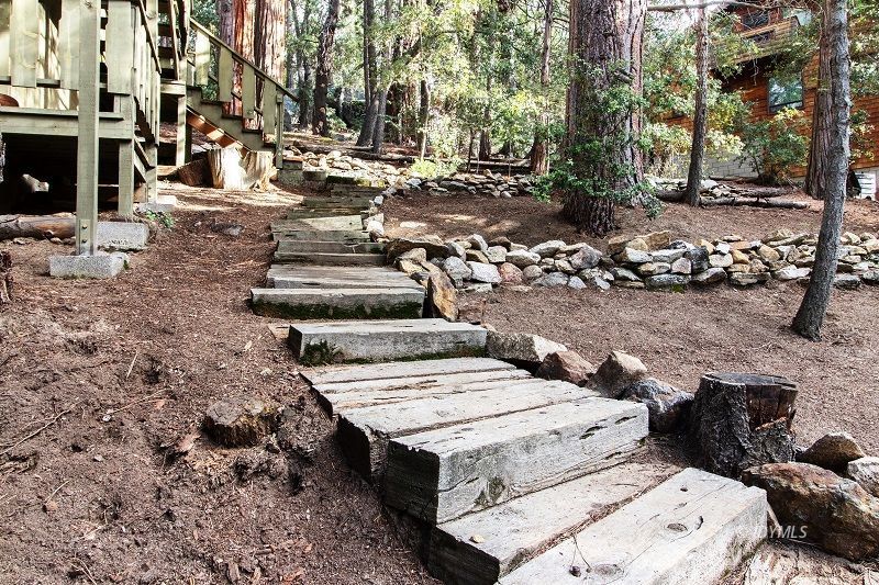 25390 Shadow Oaks Idyllwild, CA 92549 - Photo 3 of 39