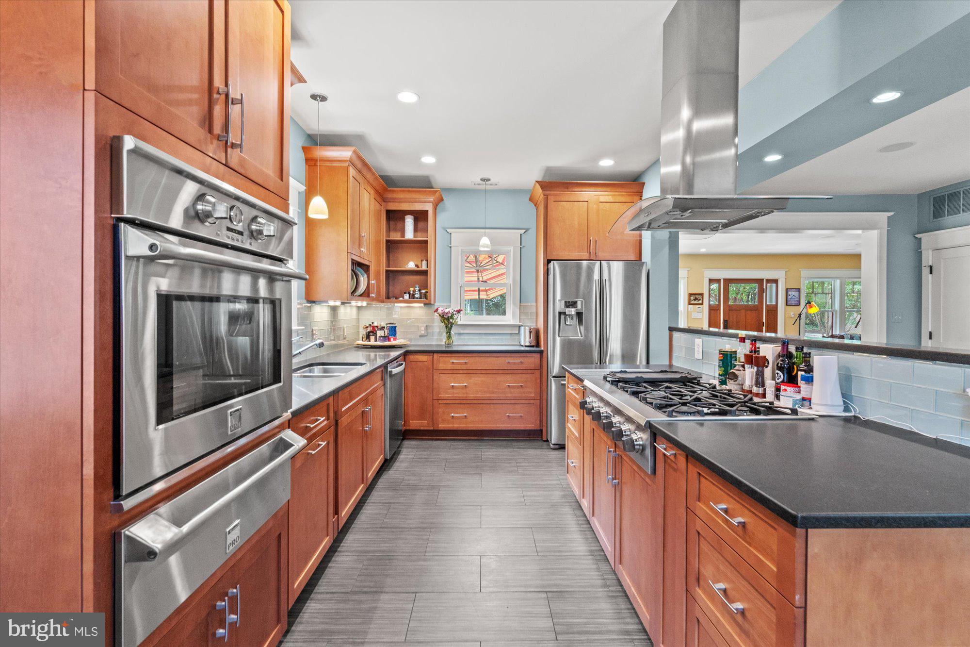 307 East Glebe Road Alexandria, VA 22305 - Photo 15 of 52