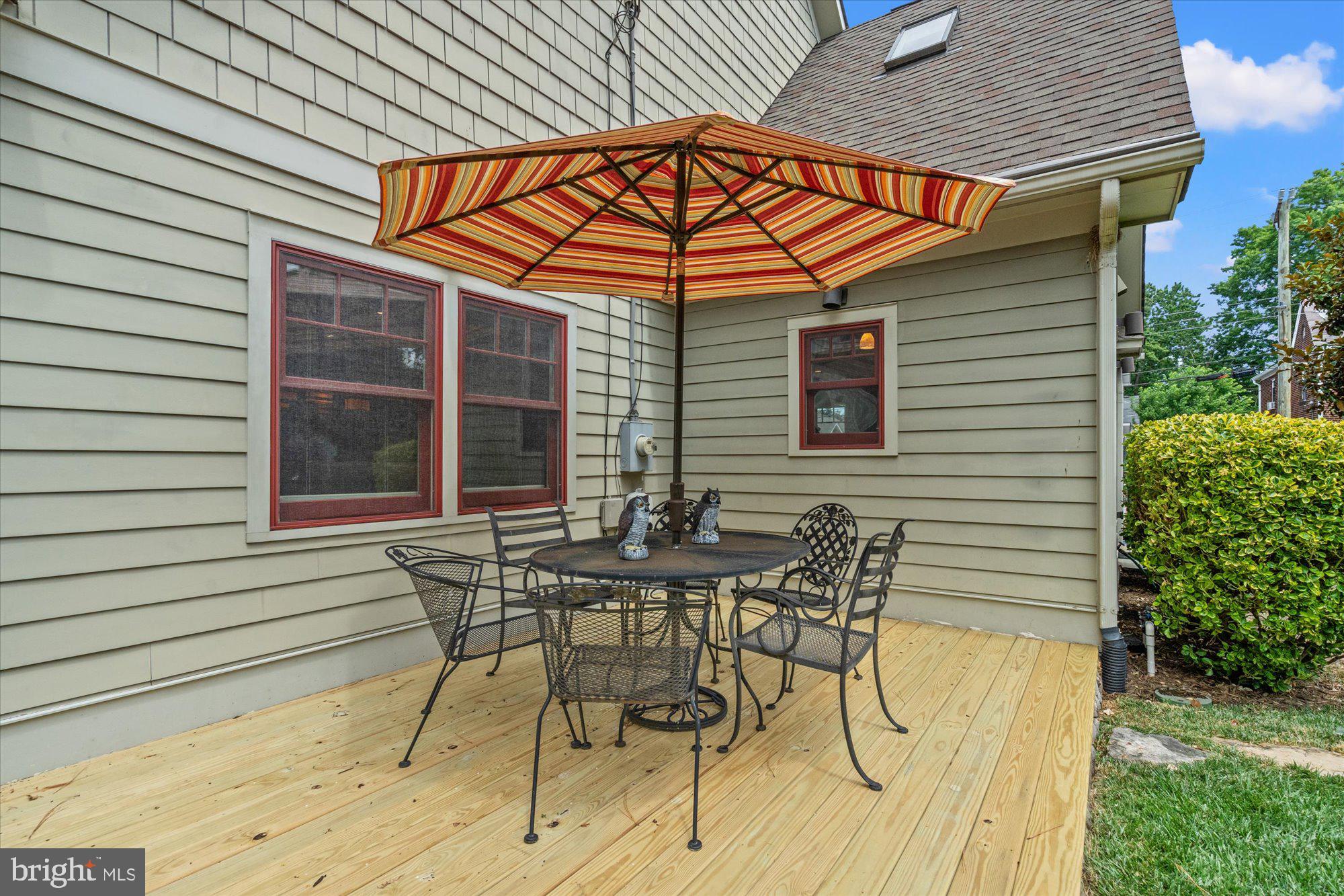 307 East Glebe Road Alexandria, VA 22305 - Photo 45 of 52 New deck off kitchen calling for al fresco dining