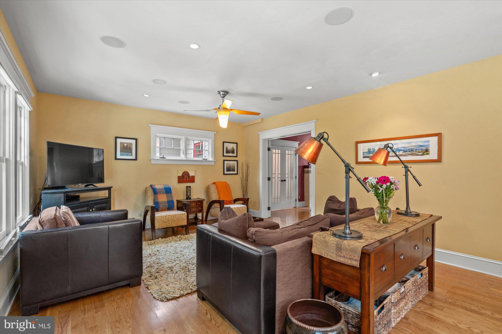 307 East Glebe Road Alexandria, VA 22305 - Photo 9 of 52