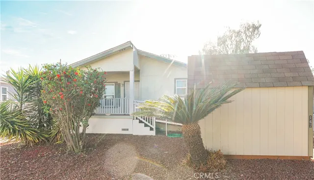 a view of a back yard of the house