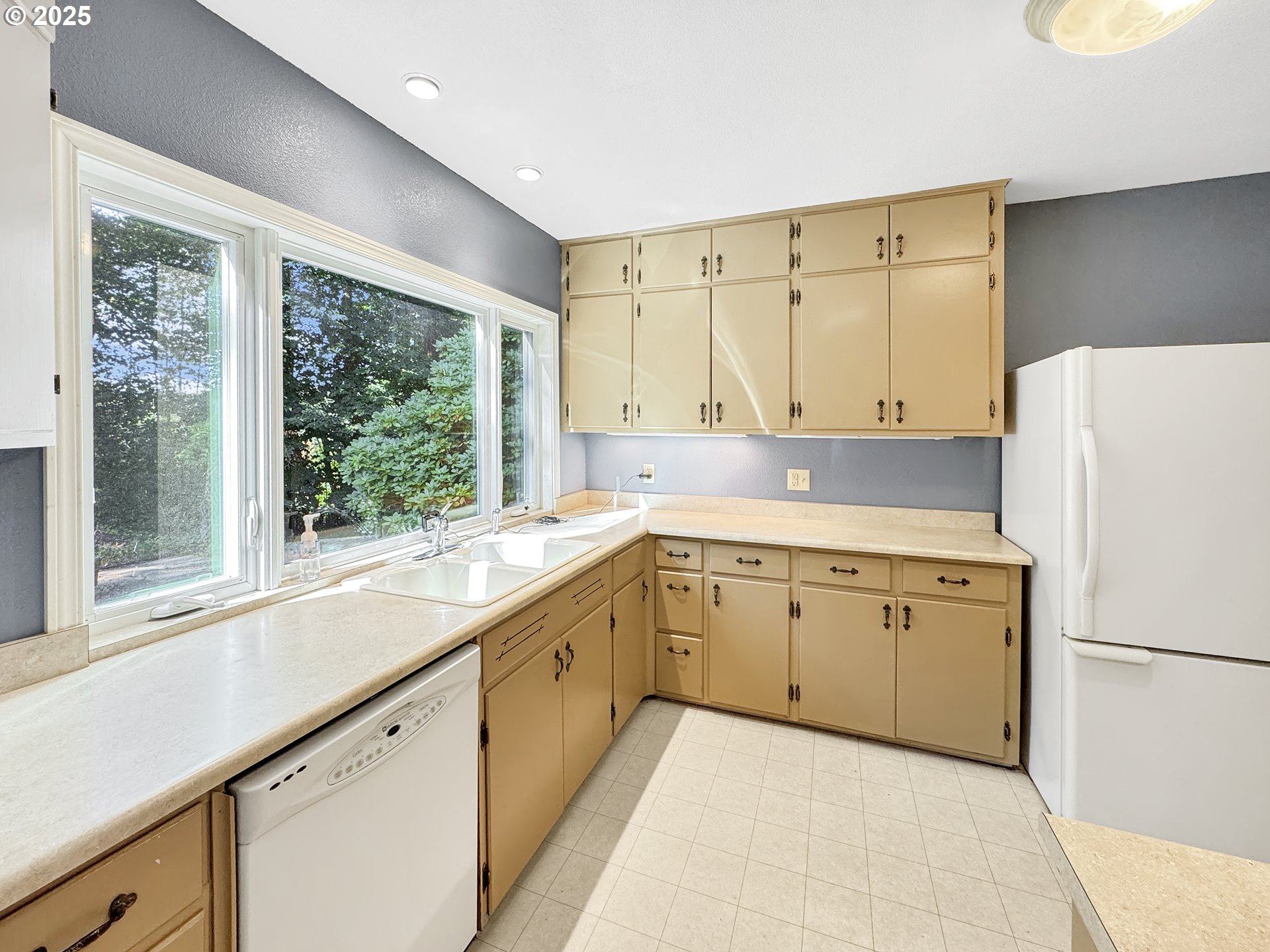 701 Northeast 117th Street Vancouver, WA 98685 - Photo 12 of 36