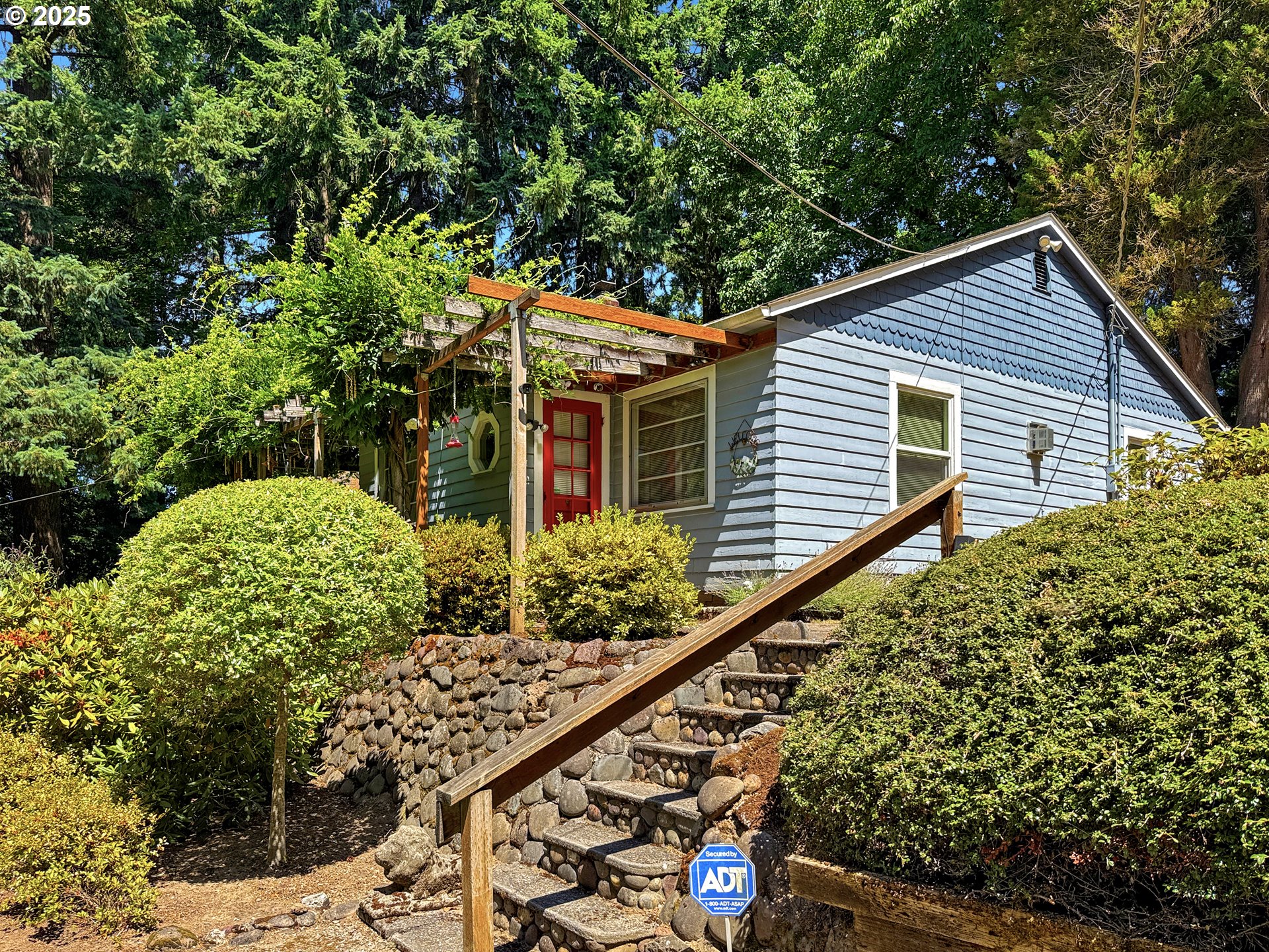 701 Northeast 117th Street Vancouver, WA 98685 - Photo 2 of 36