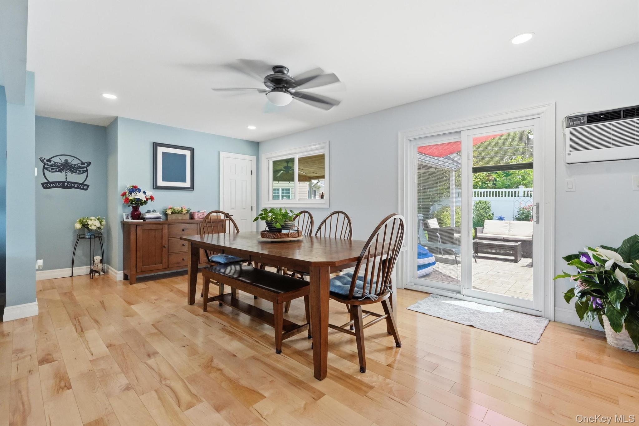 841 Willow Road Franklin Square, NY 11010 - Photo 12 of 27