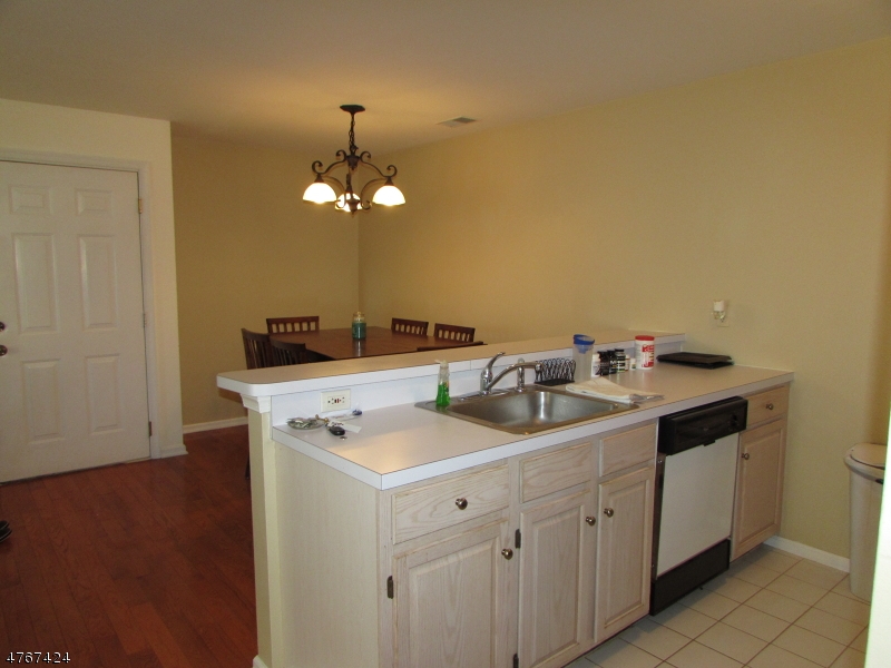 8 Genoble Road Montville, NJ 07045 - Photo 4 of 12 a utility room with sink dryer and washer
