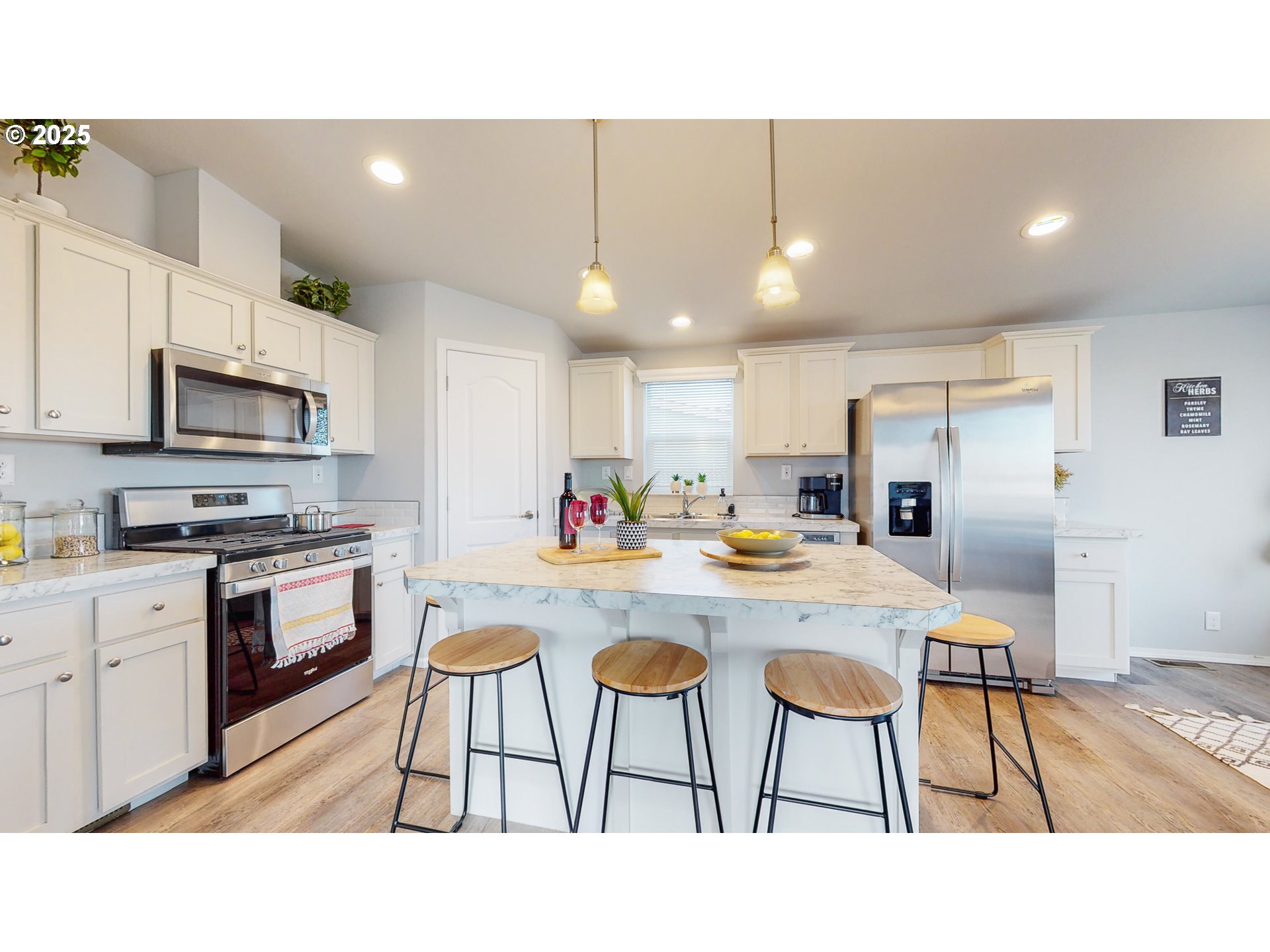 303 Oregon Trail Boulevard Boardman, OR 97818 - Photo 11 of 33