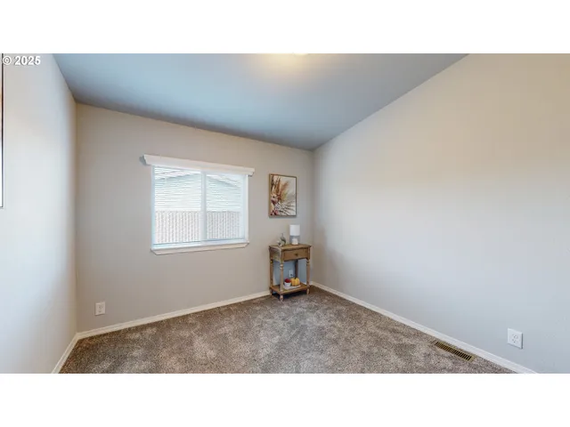 $299,950 | 303 Oregon Trail Boulevard, Boardman, OR 97818