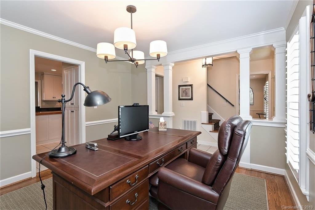 6014 Sharon Hills Road Charlotte, NC 28210 - Photo 6 of 48 Gallery Image 6