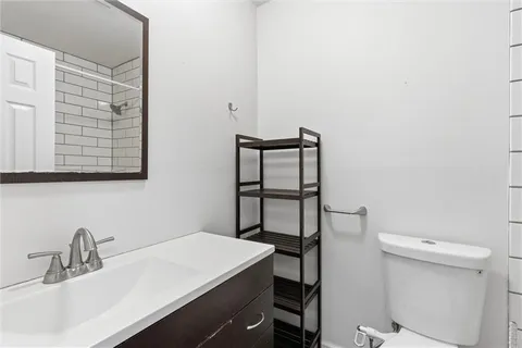 $295,000 | 607 East 90th Terrace, Kansas City, MO 64131