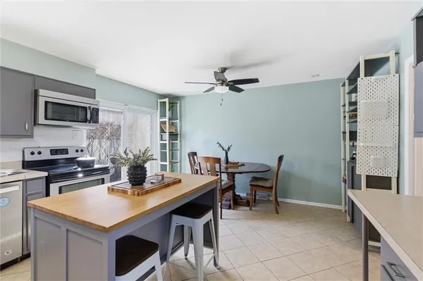 $295,000 | 607 East 90th Terrace, Kansas City, MO 64131