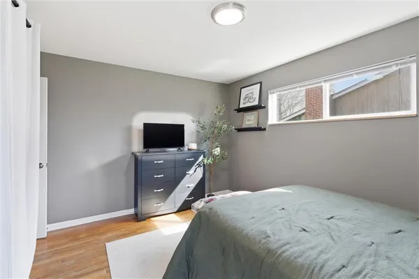 $295,000 | 607 East 90th Terrace, Kansas City, MO 64131