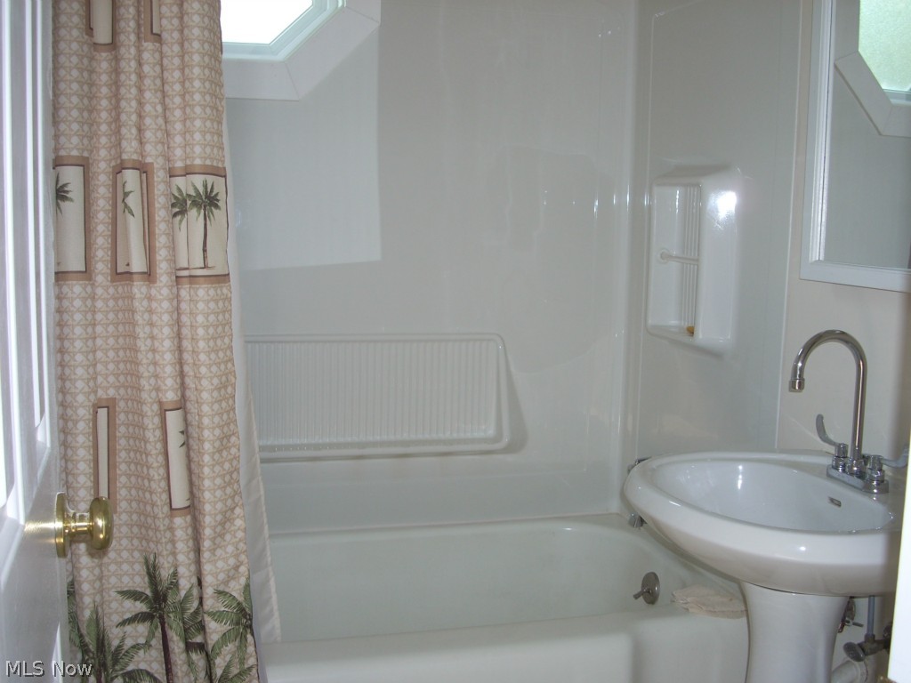 1926 Aberdeen Road Madison, OH 44057 - Photo 10 of 15