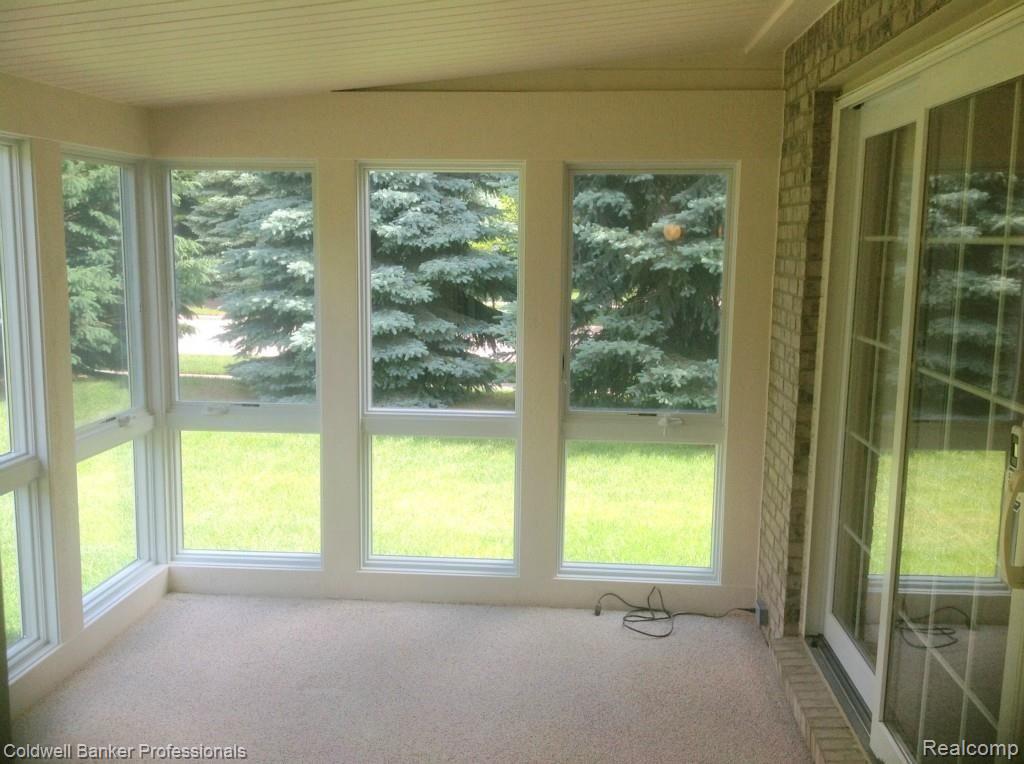 1514 Ford Court Rochester, MI 48306 - Photo 12 of 30 IMG_5416_1.jpg