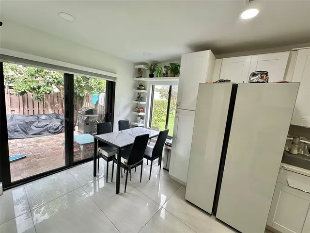 $2,700 | 8011 Southwest 22nd Court, Unit 8011, Davie, FL 33324