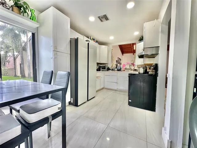 $2,700 | 8011 Southwest 22nd Court, Unit 8011, Davie, FL 33324