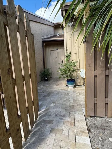 $2,700 | 8011 Southwest 22nd Court, Unit 8011, Davie, FL 33324