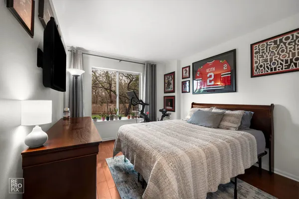$419,900 | 2696 South Embers Lane, Arlington Heights, IL 60005