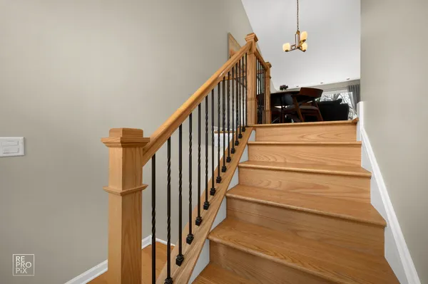 $419,900 | 2696 South Embers Lane, Arlington Heights, IL 60005