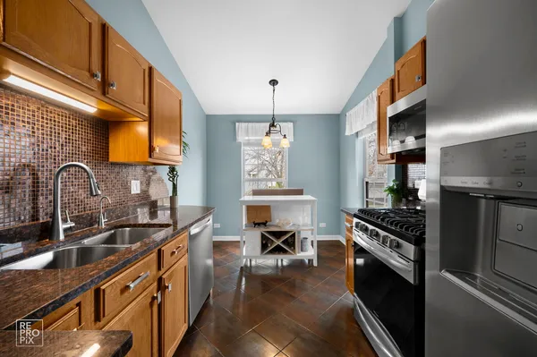 $419,900 | 2696 South Embers Lane, Arlington Heights, IL 60005