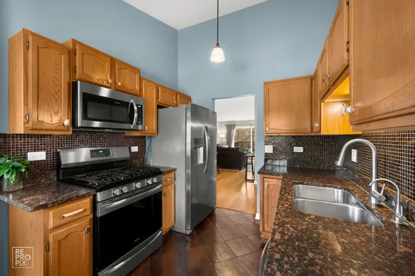 $419,900 | 2696 South Embers Lane, Arlington Heights, IL 60005