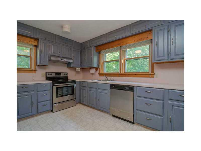1024 A Hallowell Road Durham, ME 04222 - Photo 5 of 35 Kitchen.