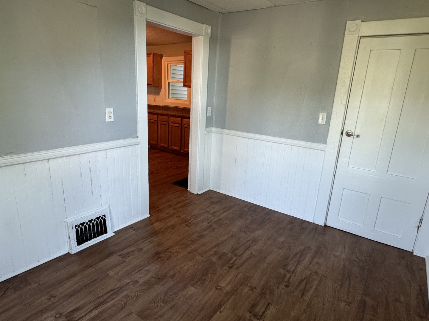 1127 North Ripley Street Davenport, IA 52803 - Photo 9 of 20