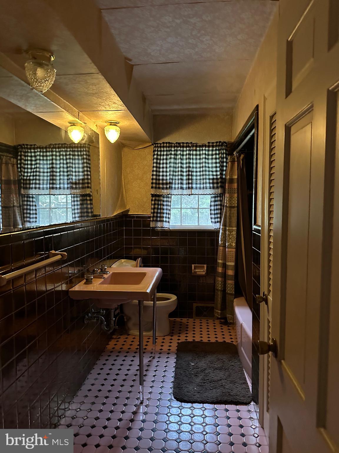 73 Berlin - Cross Keys Road Sewell, NJ 08080 - Photo 56 of 63