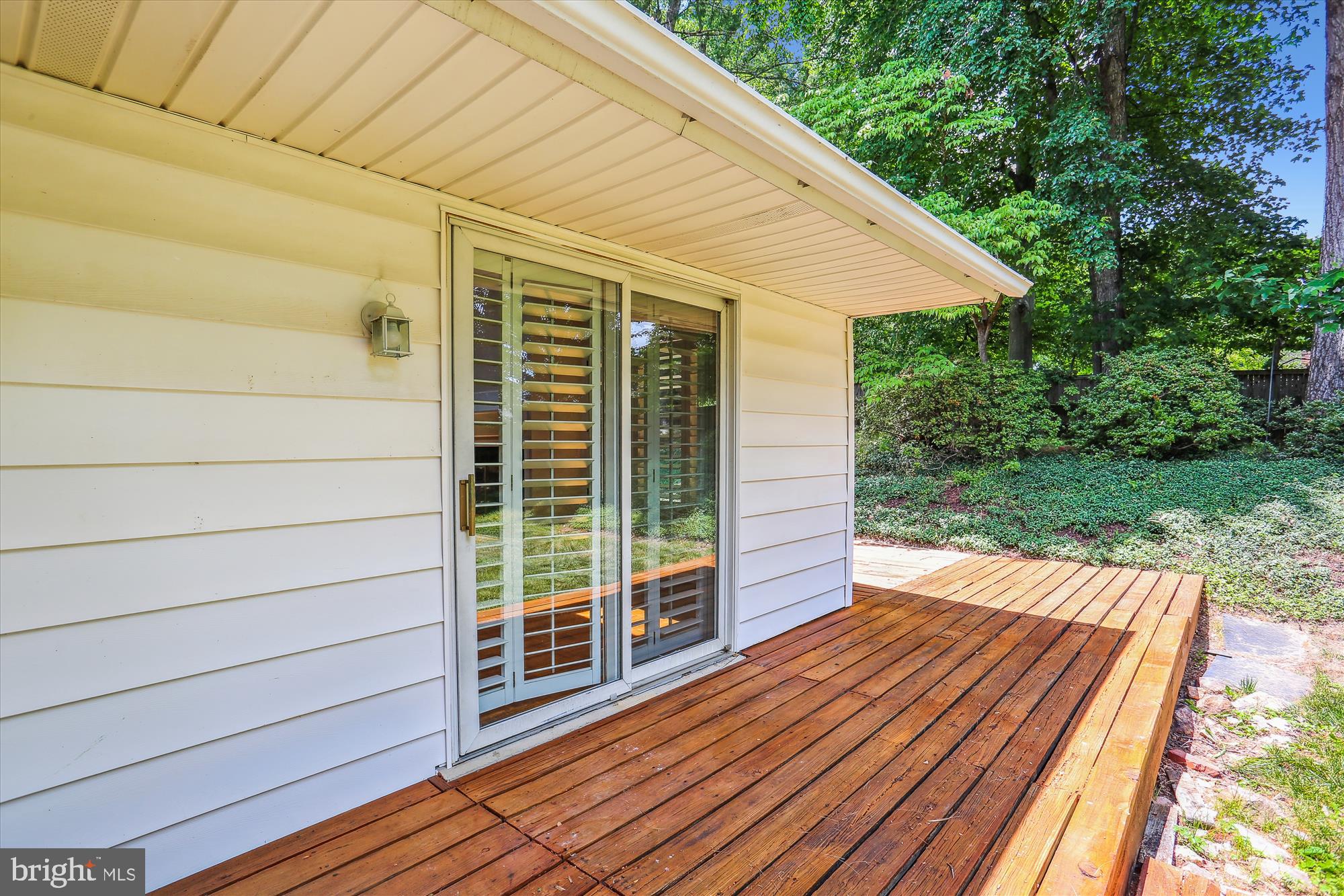 2709 Hewitt Avenue Silver Spring, MD 20906 - Photo 40 of 48 Deck