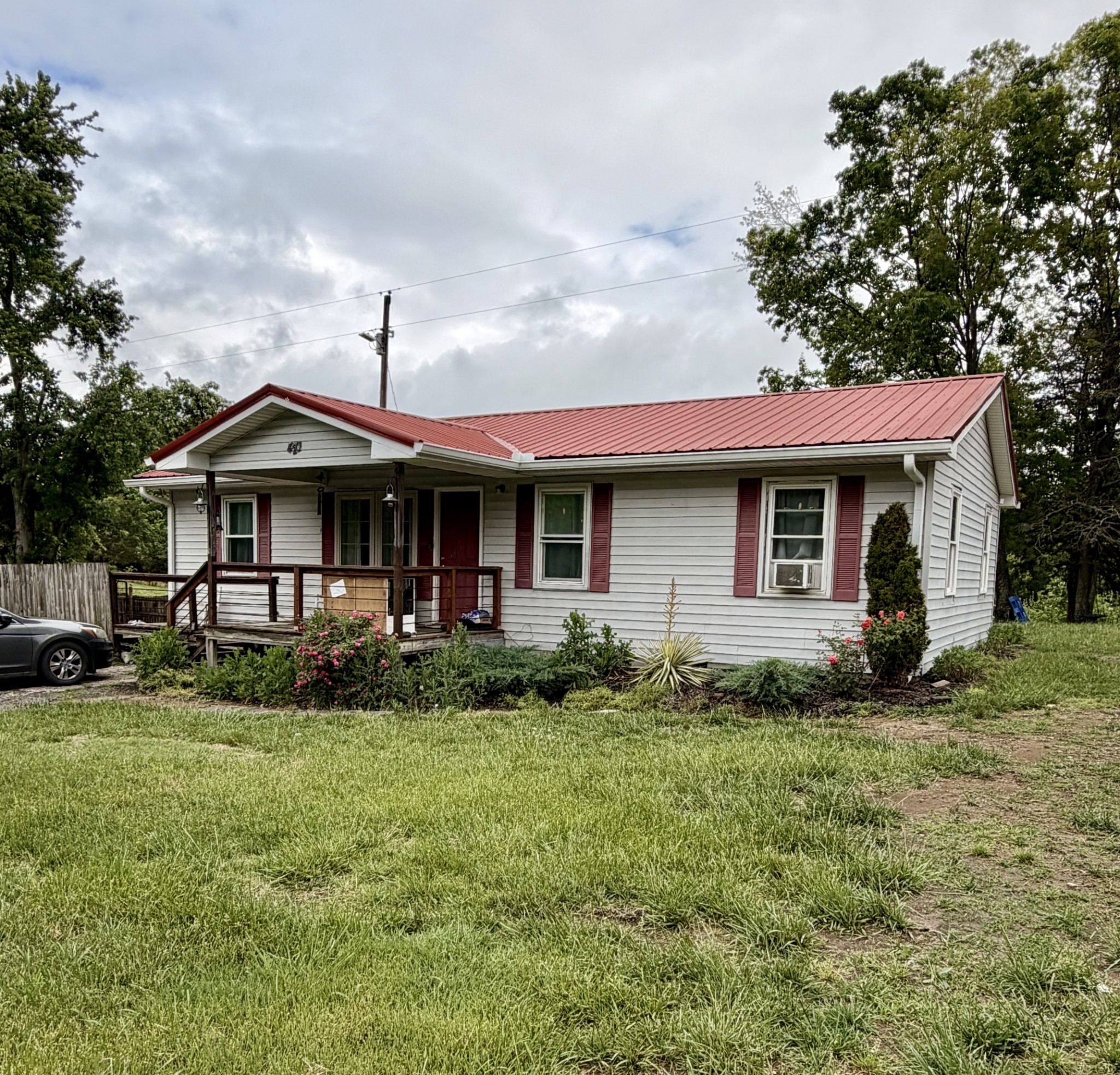 420 Calvert Ridge Road Westmoreland, TN 37186 - Photo 2 of 11