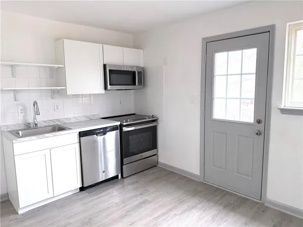 $118,000 | 195 Sycamore Drive, Unit 39, Athens, GA 30606