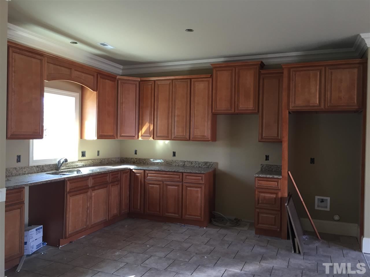 6901 Spanglers Spring Way Raleigh, NC 27610 - Photo 7 of 25