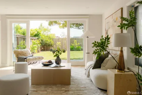 $2,795,000 | 2039 Sacramento Street, San Francisco, CA 94109