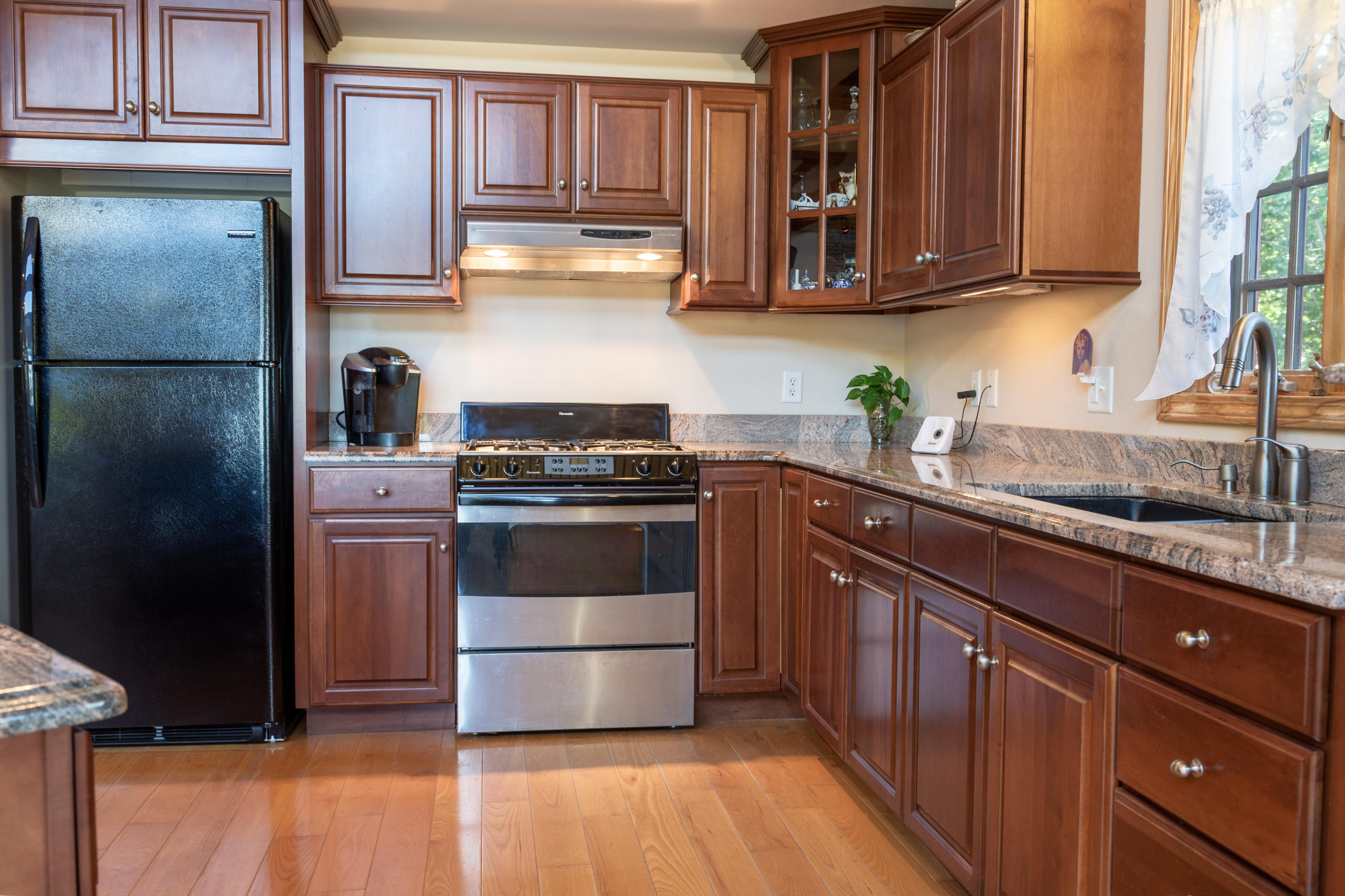 38 Prescott Ridge Bridgton, ME 04009 - Photo 5 of 50 Kitchen