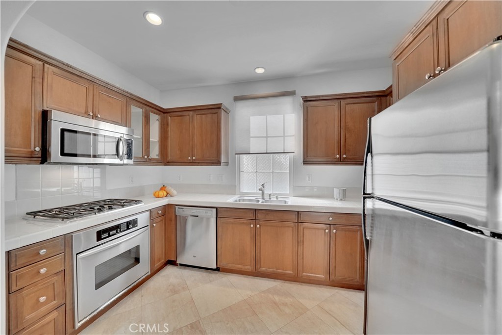 50 Clouds Irvine, CA 92603 - Photo 7 of 30