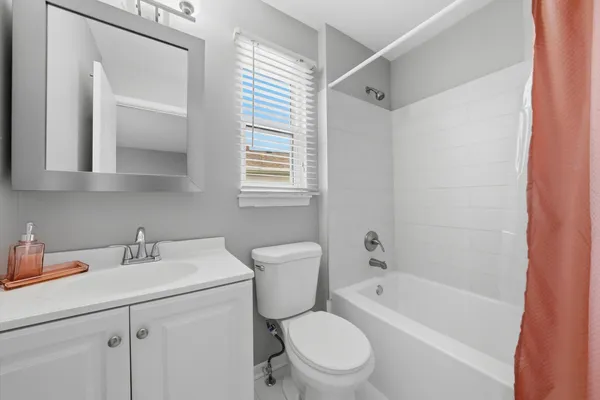 $2,700 | 2211 Carpenter Avenue, Plainfield, IL 60586