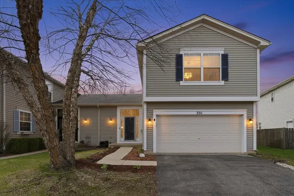 $2,700 | 2211 Carpenter Avenue, Plainfield, IL 60586