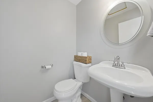 $2,700 | 2211 Carpenter Avenue, Plainfield, IL 60586