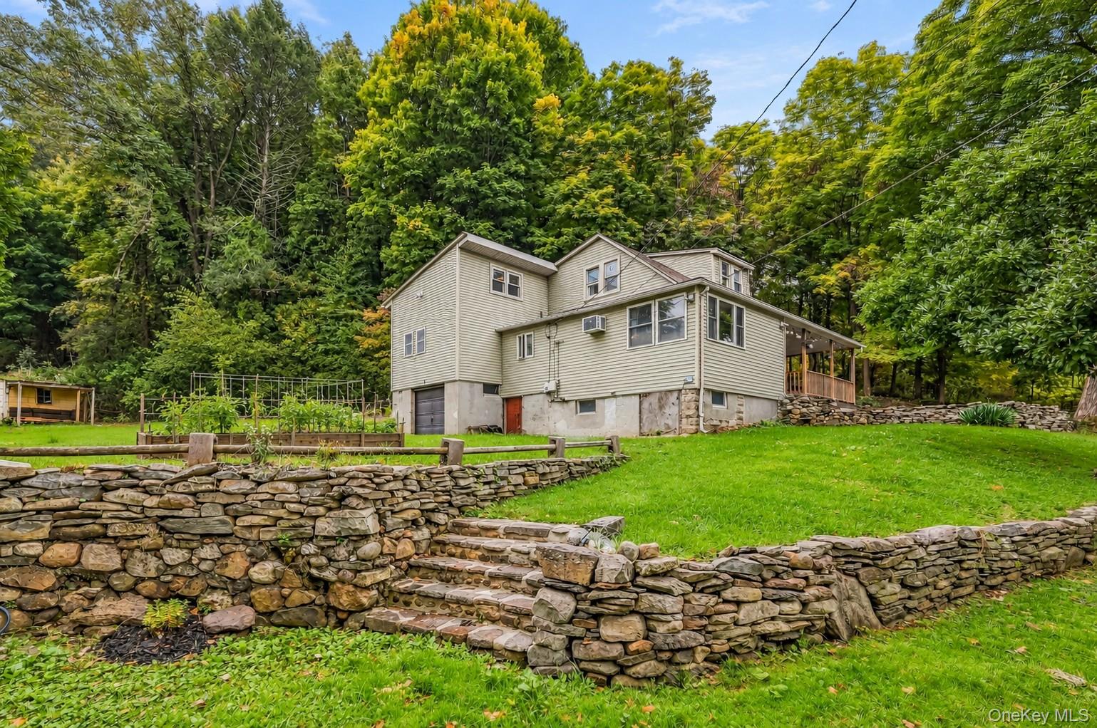 2 Iris Road Cornwall, NY 12518 - Photo 2 of 43 Gallery Image 2