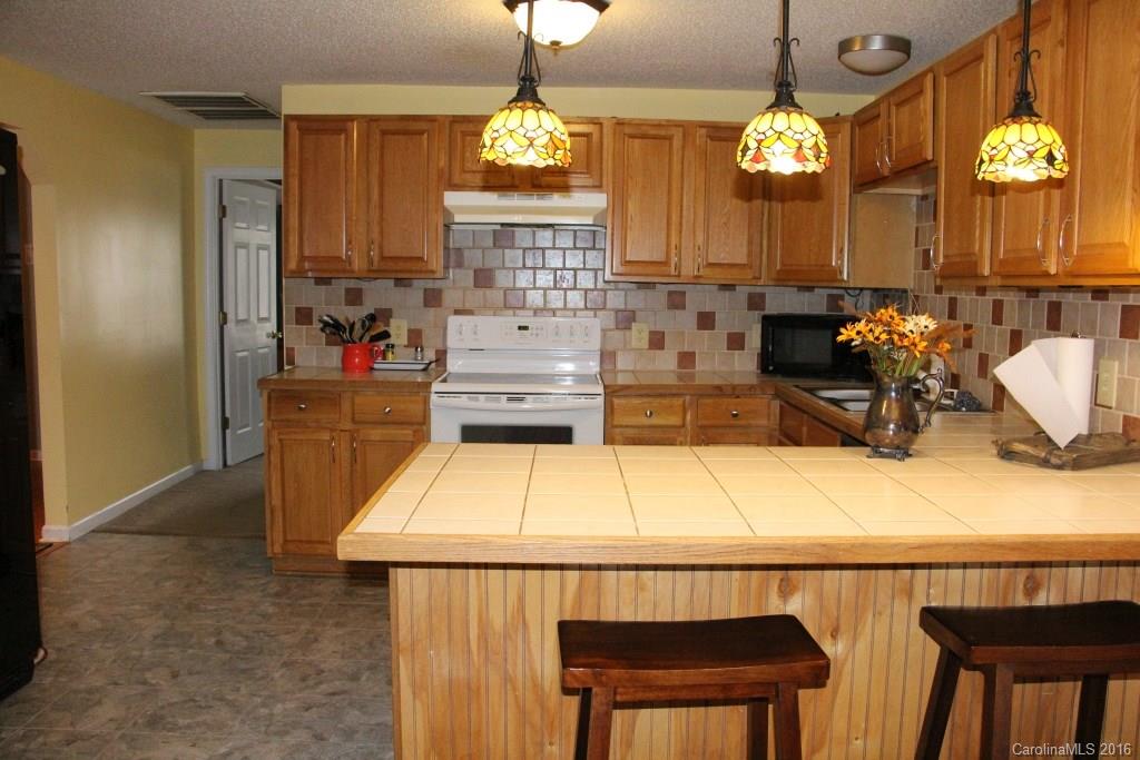 1694 Hopewell Church Road Catawba, NC 28609 - Photo 8 of 24 Gallery Image 8