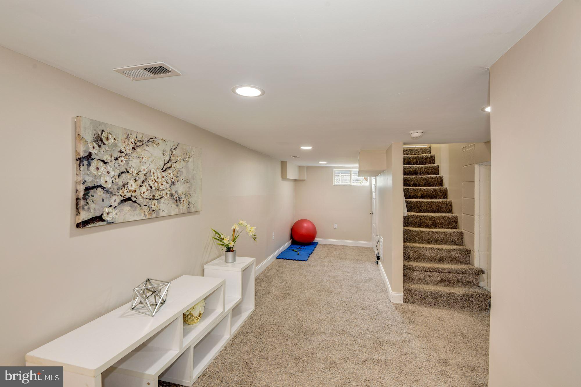 508 70th Place Capitol Heights, MD 20743 - Photo 27 of 35