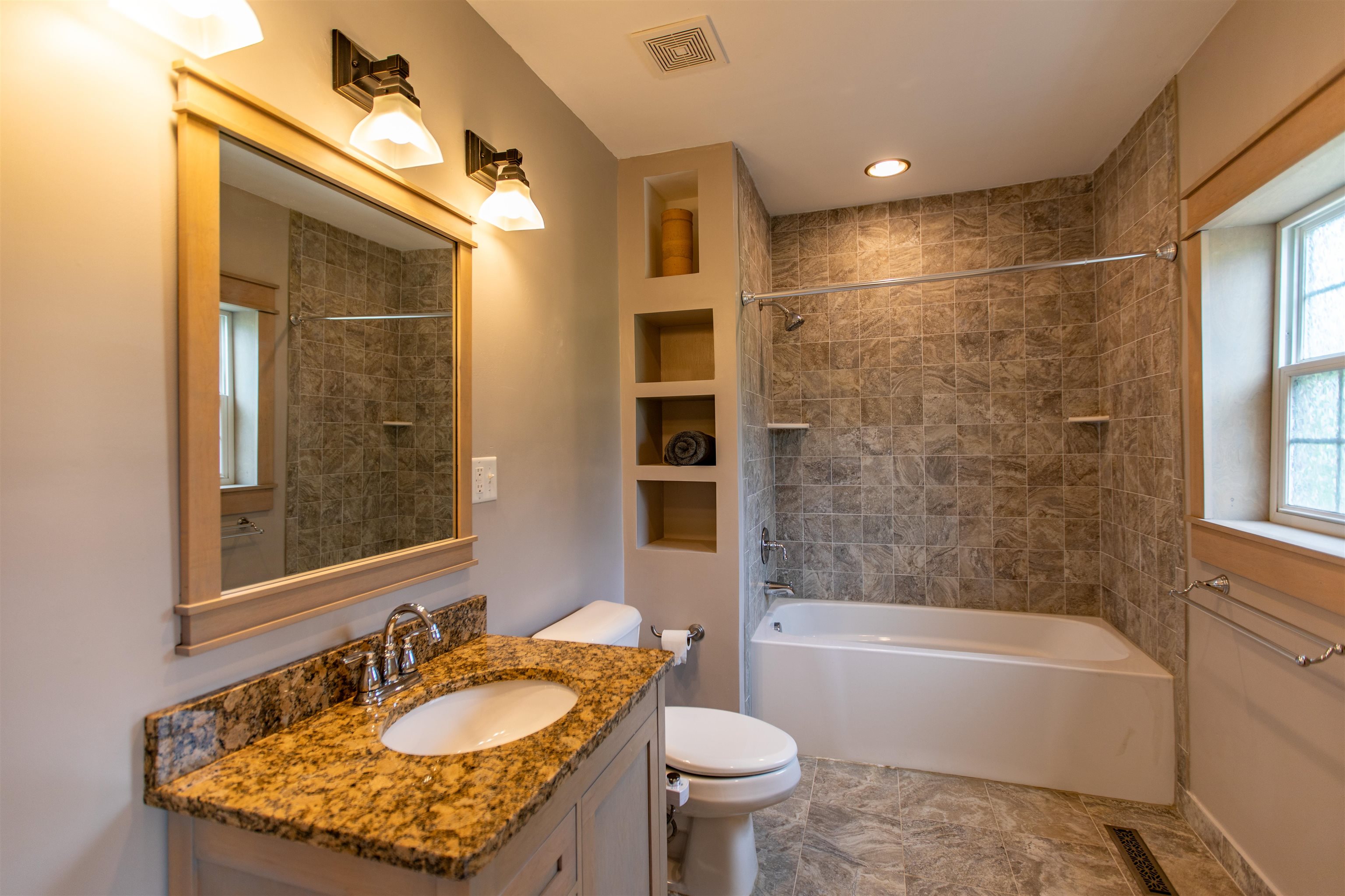 215 5th Street Mineral Point, WI 53565 - Photo 28 of 37