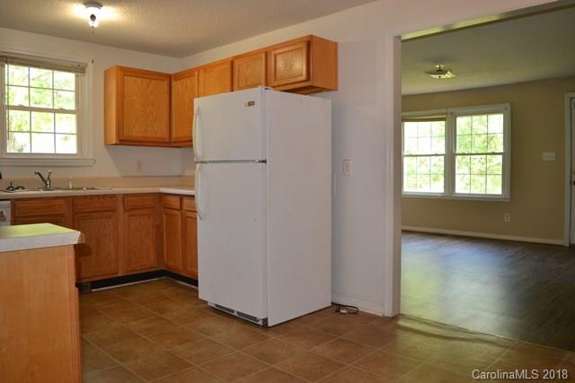 1427 Pinckney Road Chester, SC 29706 - Photo 4 of 17