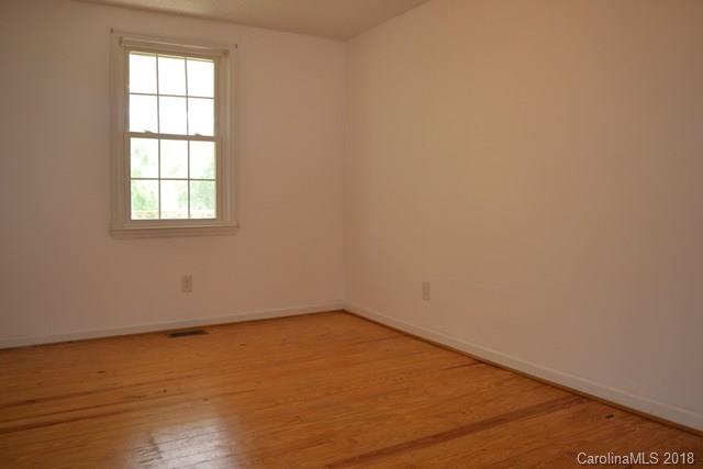 1427 Pinckney Road Chester, SC 29706 - Photo 5 of 17