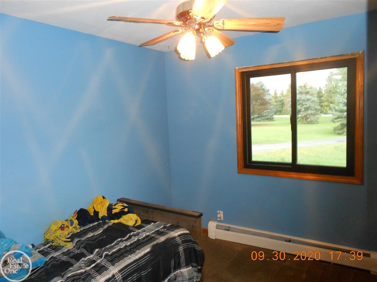 6946 Galbraith Line Road Lexington, MI 48450 - Photo 19 of 40 50025258-18.JPG