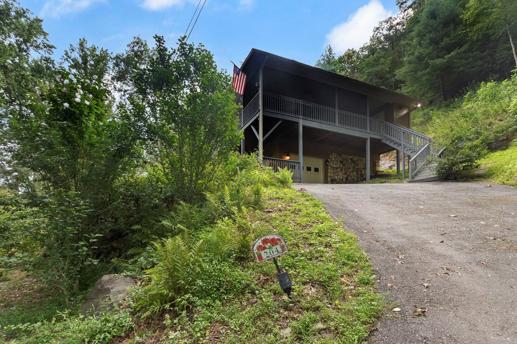204 Hiawassee River Road Murphy, NC 28906 - Photo 4 of 43
