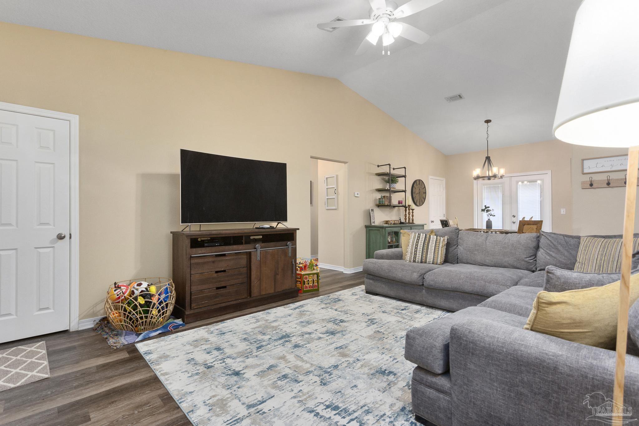 3229 Atlas Drive Milton, FL 32583 - Photo 4 of 39