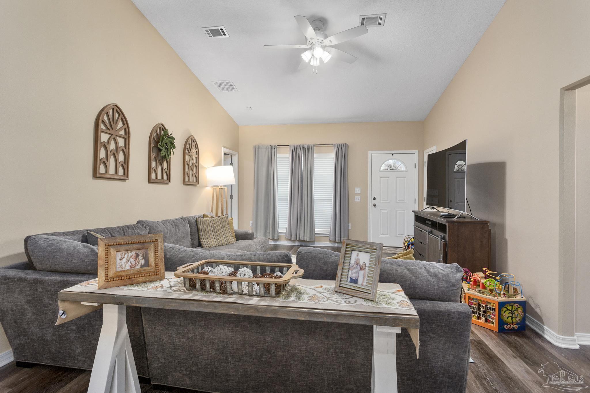 3229 Atlas Drive Milton, FL 32583 - Photo 5 of 39