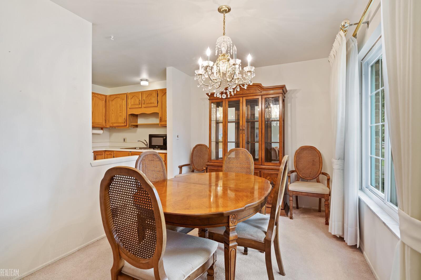 29286 Hoover Road Warren, MI 48093 - Photo 7 of 18 50084121-6.JPG