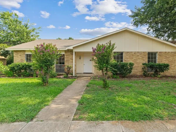 $3,700 | 1926 Rambling Ridge Lane, Carrollton, TX 75007