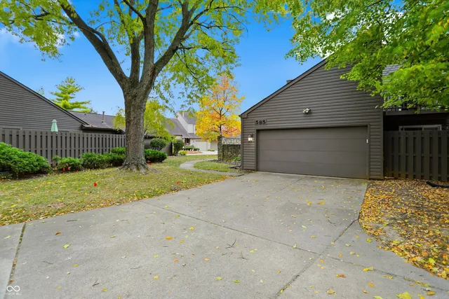 $265,000 | 585 Conner Creek Drive, Fishers, IN 46038